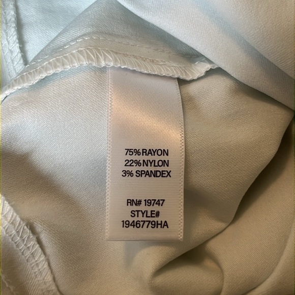 Counterparts White Scalloped Skort - Picture 9 of 11